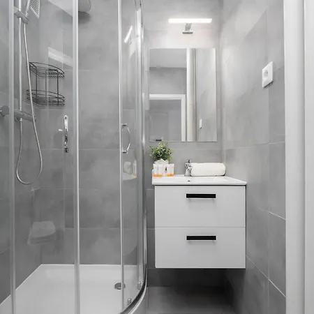 Cosy Centre By Renters *